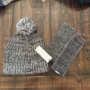 Beanie and arm warmers Rebecca minkoff